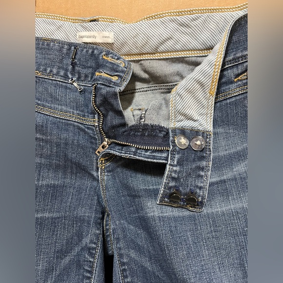 Gap Maternity 1969 Flared Jeans - Picture 11 of 15